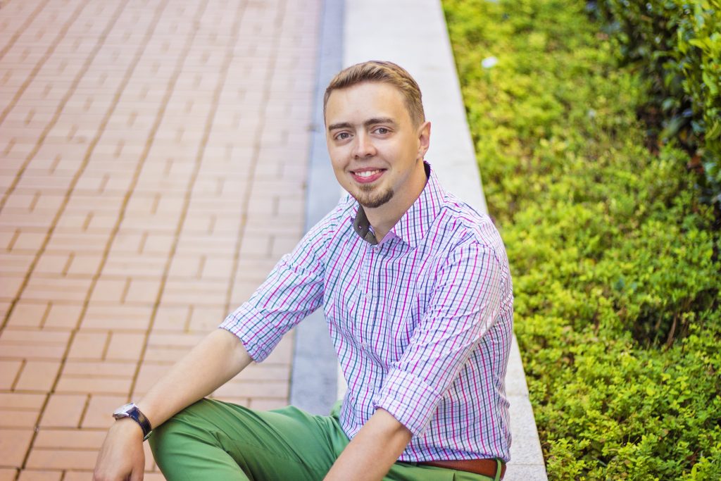 Alex Nenov - Author of the book - Start an online business in 24 hours with Jump.BG